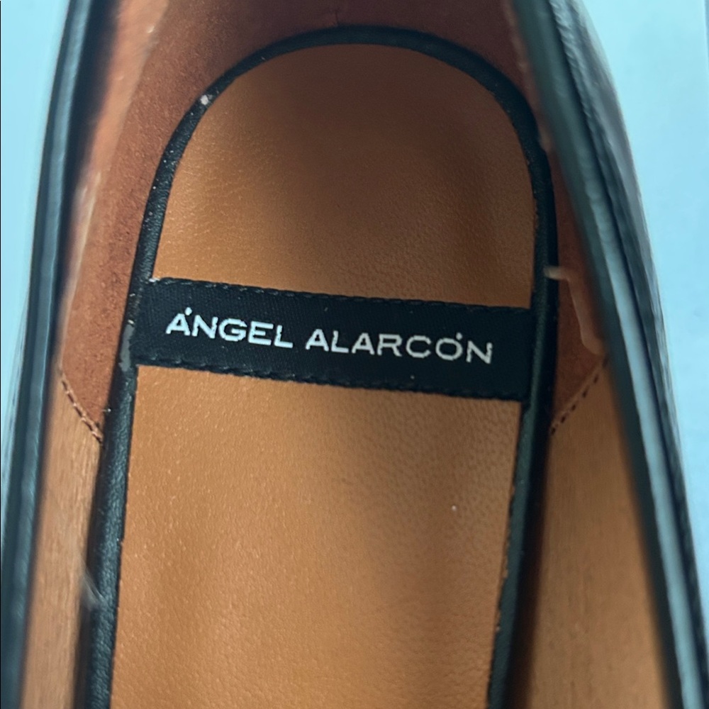 NWOB Angel Alarcon Gadea Genuine Patent Leather Block Heel Loafers - Picture 7 of 7